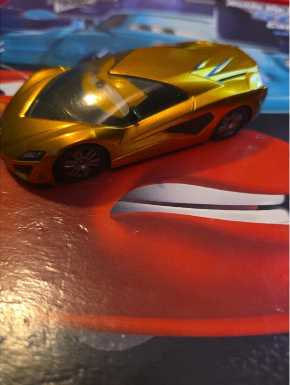 Disney Store Pixar Cars 2 Fabrizio Diecast Special GOLD CAR 1:43